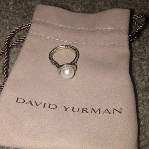 David yurman ring with pearl and diamonds size 6